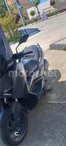 Yamaha XMAX 300 – Vista 2