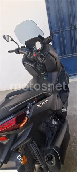 Yamaha XMAX 300 – Vista 4