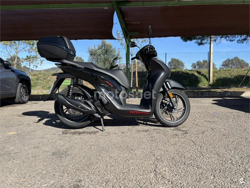 Honda SH125i – Vista 5