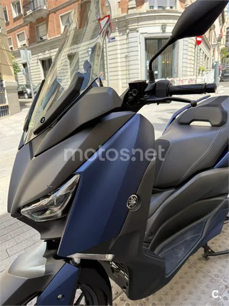 Yamaha XMAX 125 – Vista 21