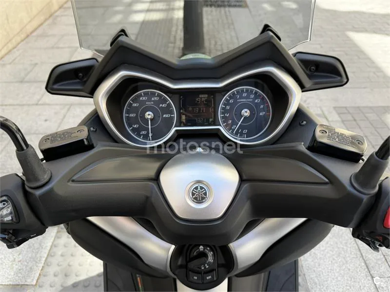 Yamaha XMAX 125 – Vista 7