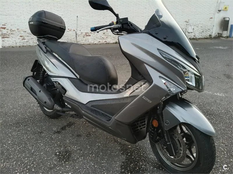 Kymco Grand Dink 125 – Vista 3