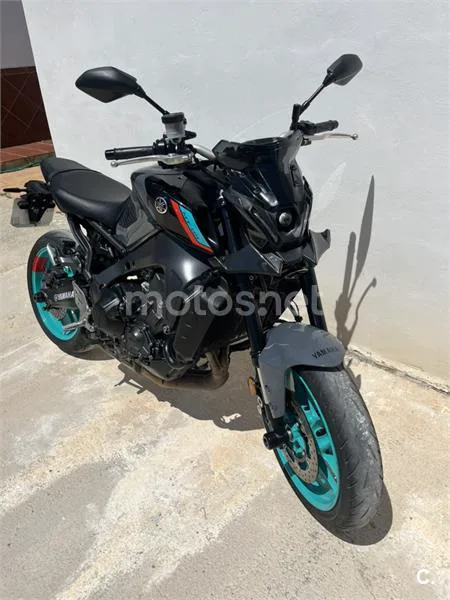 Yamaha MT-09 – Vista 3