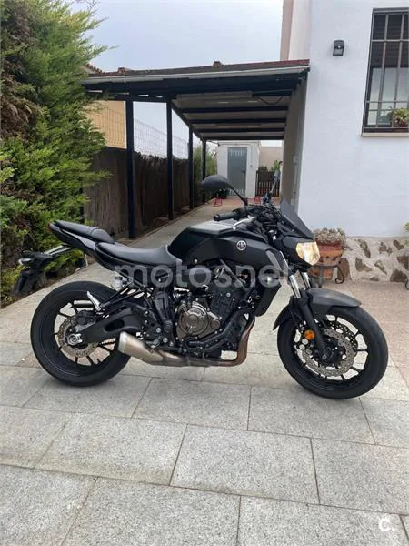 Yamaha MT-07 – Vista 4