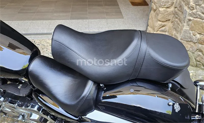 Harley-Davidson Sportster Superlow – Vista 17