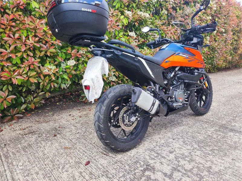 KTM 390 – Vista 6