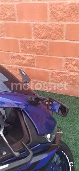 Yamaha R125 – Vista 4