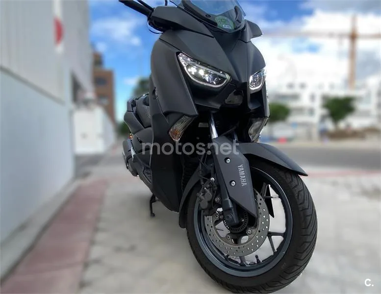 Yamaha XMAX 300 – Vista 2