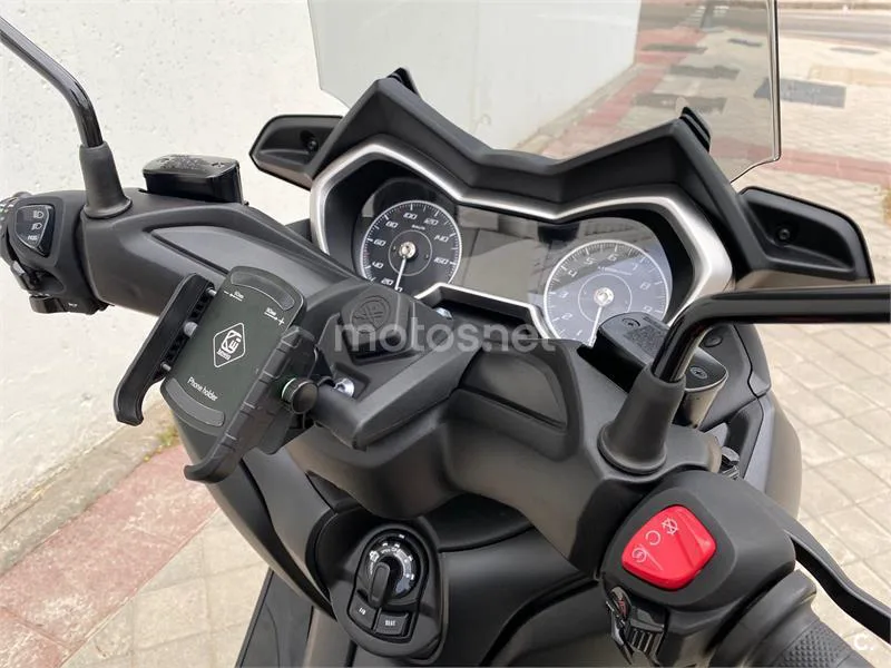 Yamaha XMAX 300 – Vista 3