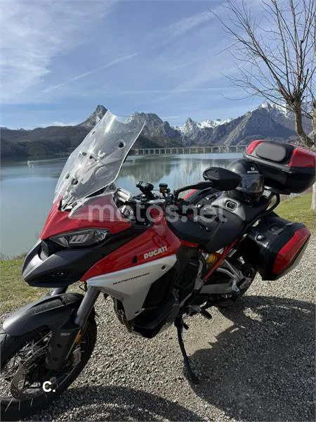 Ducati Multistrada V4 – Vista 3