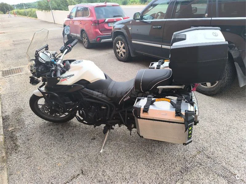 Triumph Tiger 800 – Vista 3