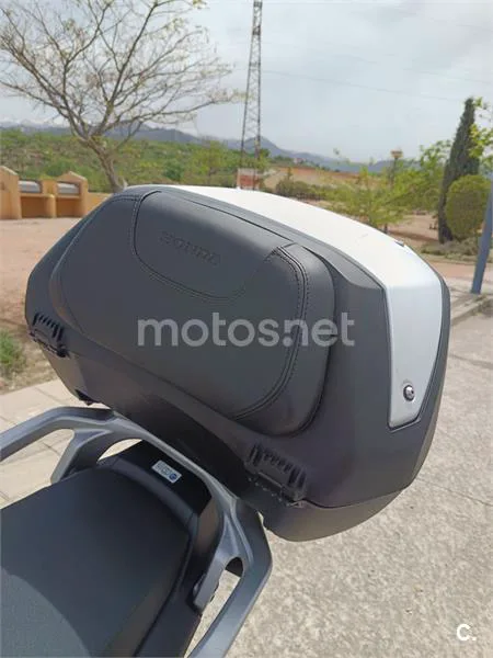Honda XL 750 Transalp – Vista 6