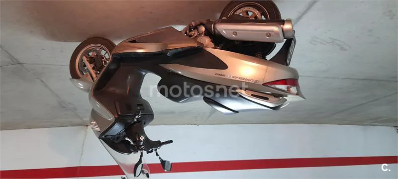 Suzuki Burgman 200 – Vista 6