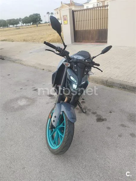 Yamaha MT-125 – Vista 3