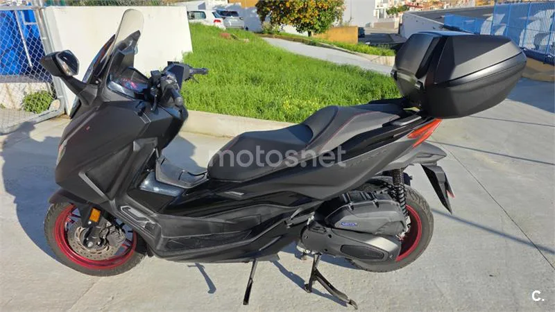 Honda Forza 125 – Vista 3