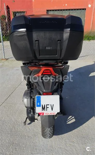 Honda Forza 125 – Vista 4