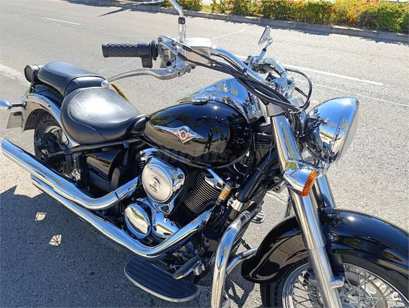 Kawasaki VN 900 CLASSIC – Vista 4