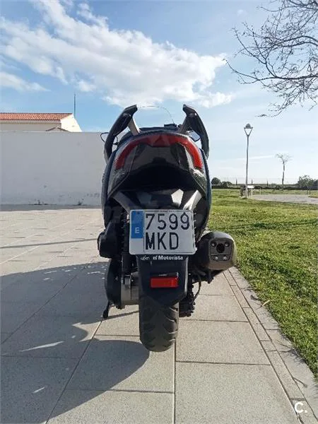 Kymco X-Town CT 125 – Vista 4