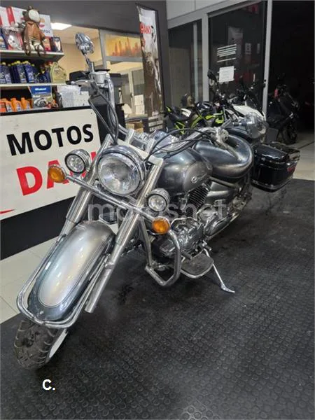 Yamaha XVS 1100 Drag Star Classic – Vista 8