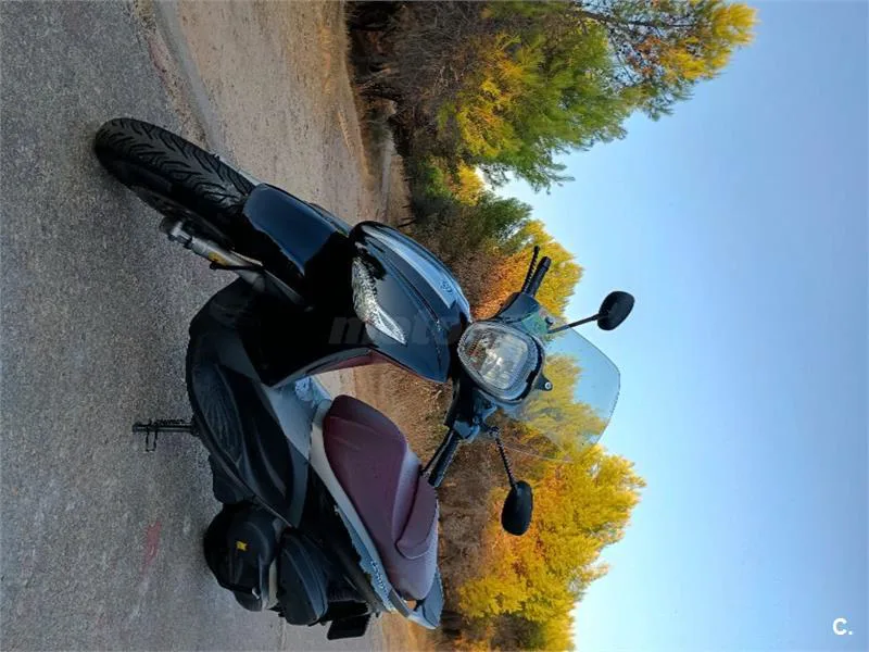 Piaggio Beverly Sport Touring 350 – Vista 5