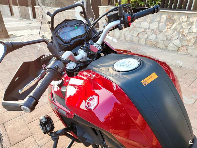 Benelli TRK 502 – Vista 9