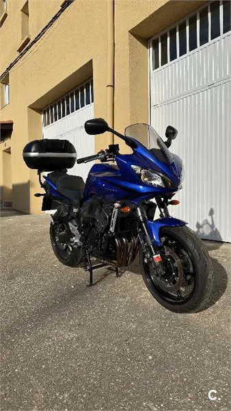Yamaha FZ6 S S2 – Vista 4