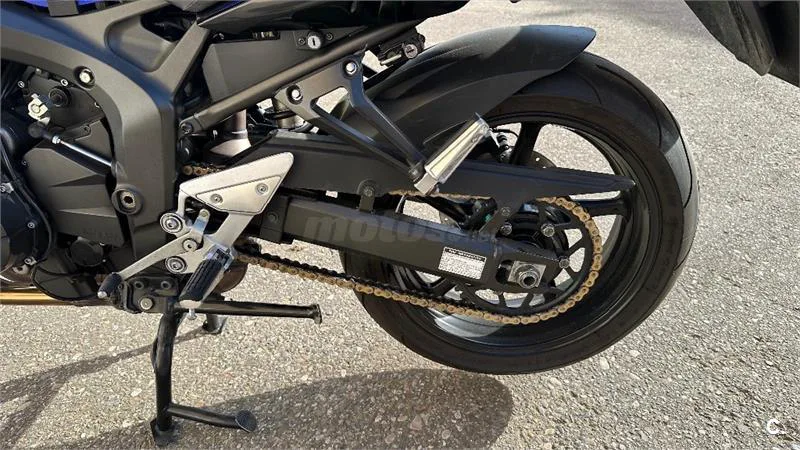 Yamaha FZ6 S S2 – Vista 10