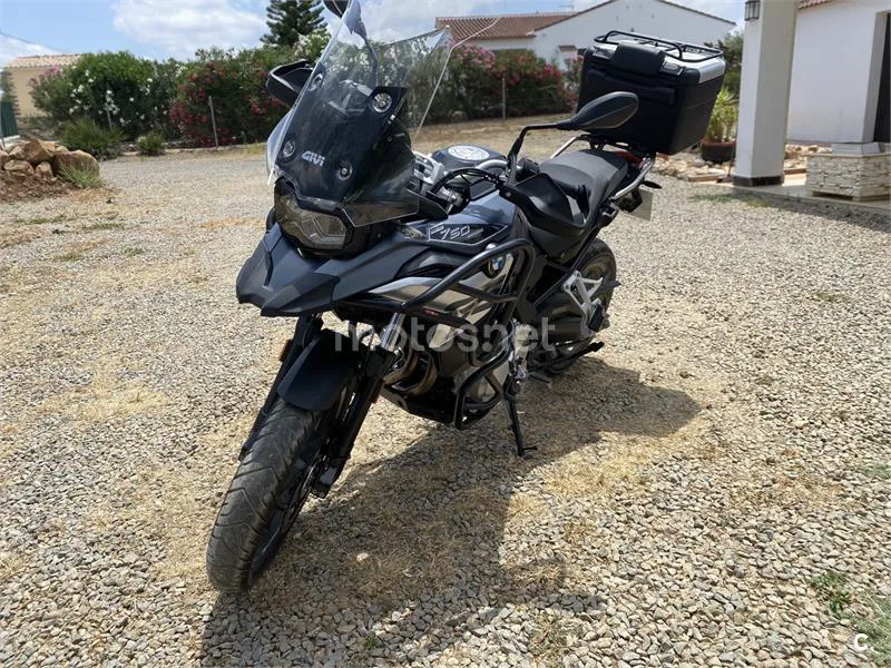 BMW F 750 – Vista 2