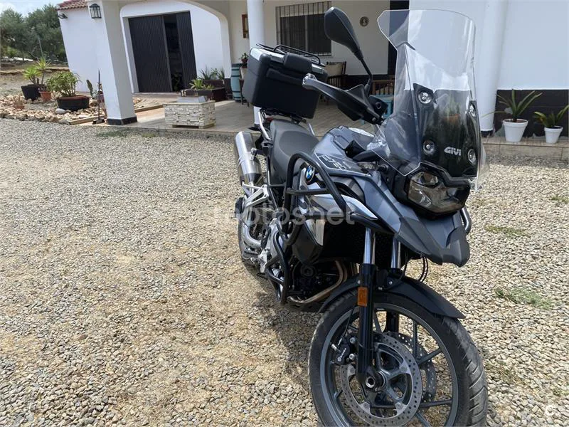 BMW F 750 – Vista 4