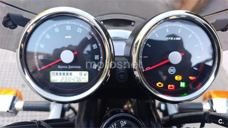 Royal Enfield Interceptor 650 – Vista 5