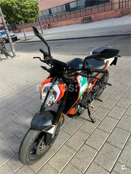 KTM 125 – Vista 2
