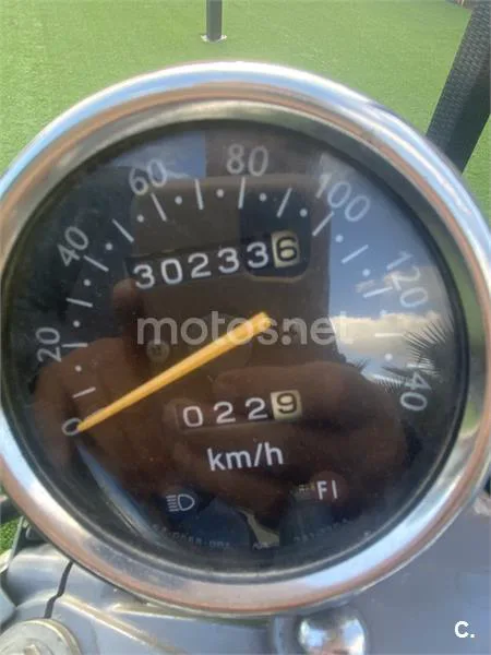 Suzuki VanVan 125 – Vista 2