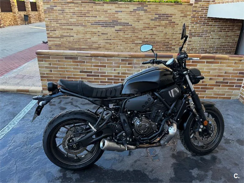 Yamaha XSR700 – Vista 6