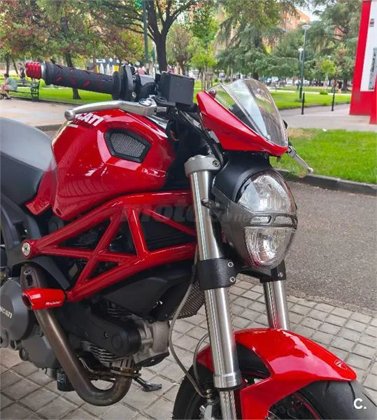 Ducati Monster 696 – Vista 6