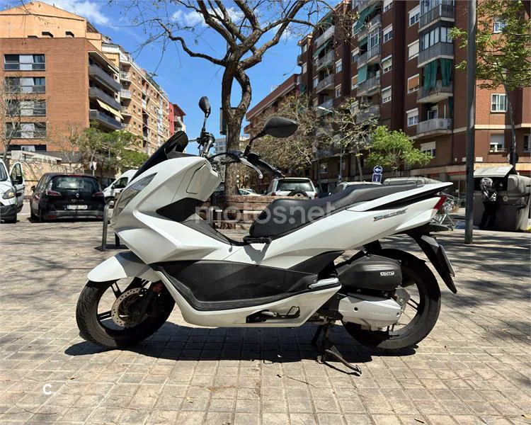 Honda PCX 125 – Vista 2