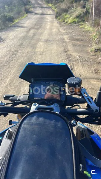 Suzuki GSX-S – Vista 2