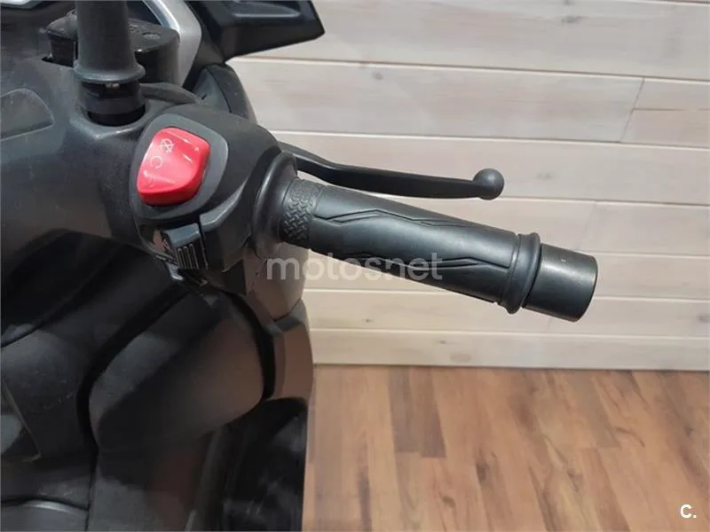 Yamaha XMAX 125 – Vista 14