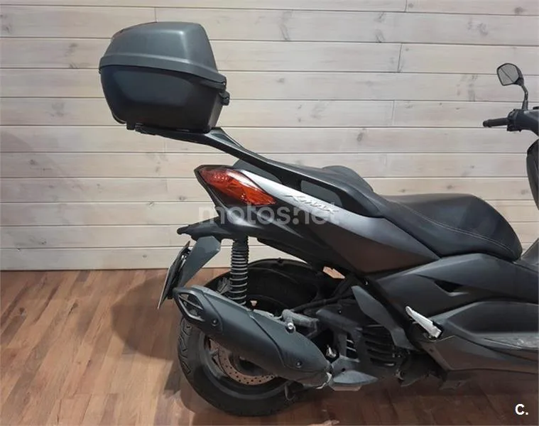 Yamaha XMAX 125 – Vista 7