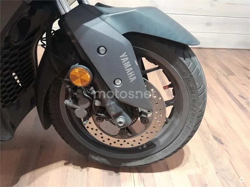 Yamaha XMAX 125 – Vista 9