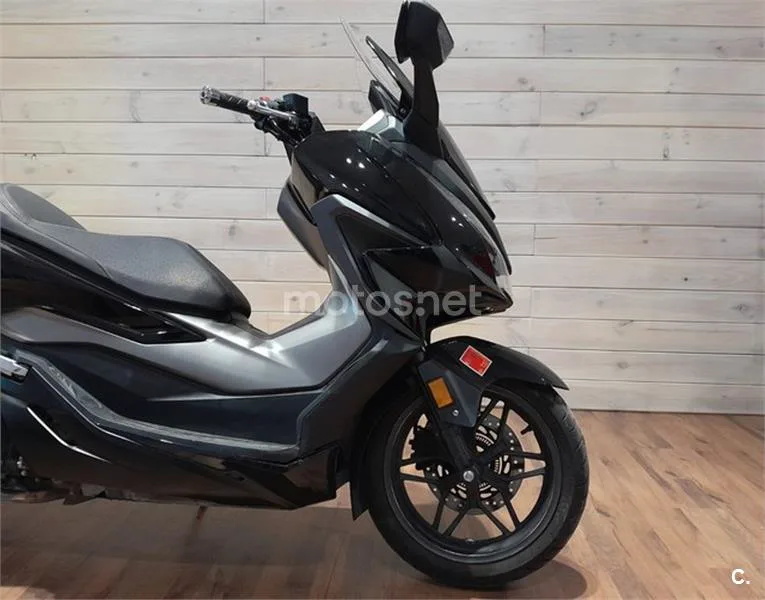 Honda Forza 350 – Vista 7