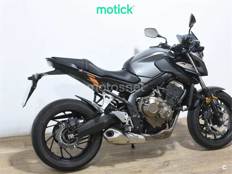 Honda CB 650 F – Vista 10