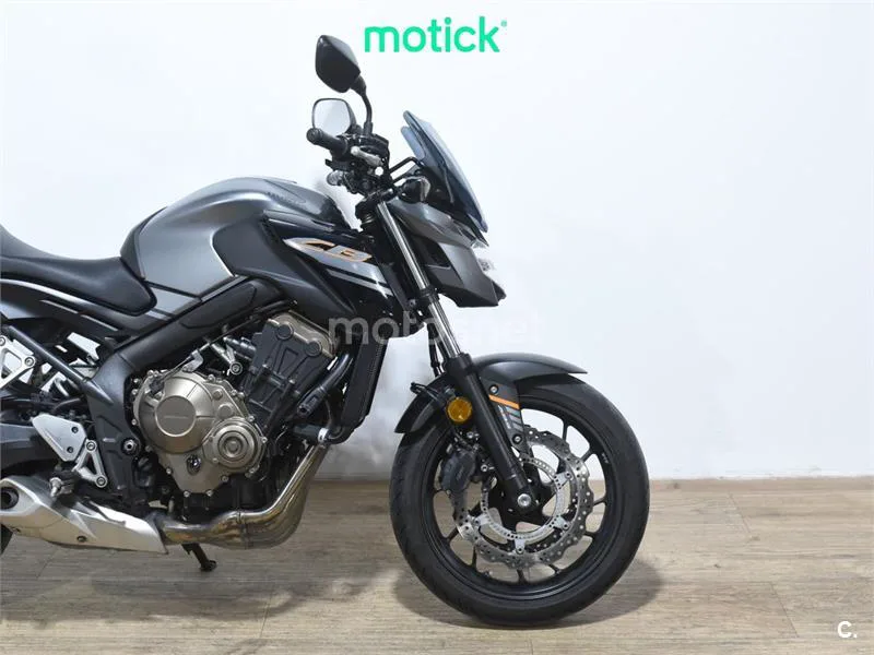 Honda CB 650 F – Vista 4