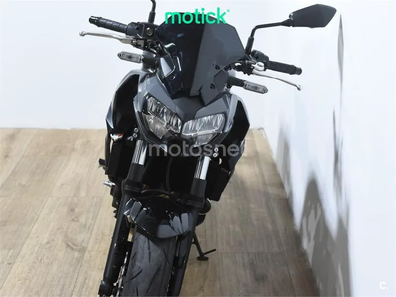 Kawasaki Z650 – Vista 11