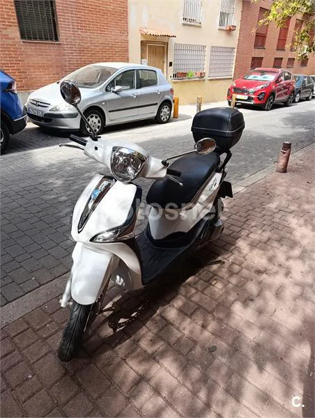Piaggio LIBERTY – Vista 2