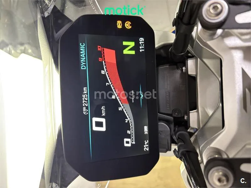 BMW R 1300 R – Vista 4