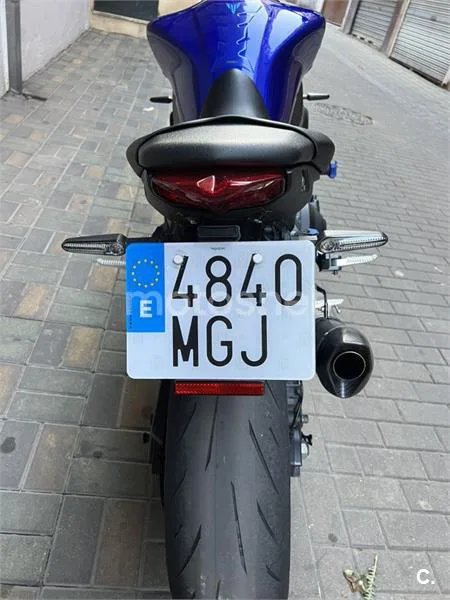 Yamaha MT-09 – Vista 2
