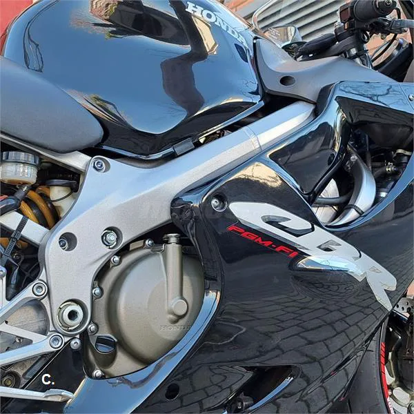 Honda CBR 600F – Vista 3
