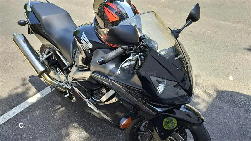 Honda CBR 600F – Vista 5