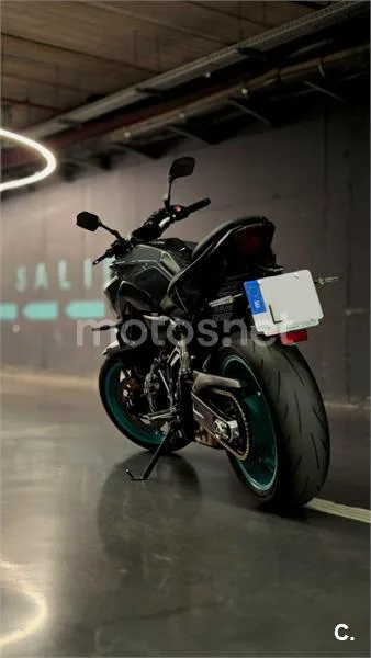 Yamaha MT-07 - Vista 3