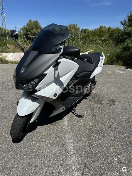 Yamaha TMAX 530 – Vista 2